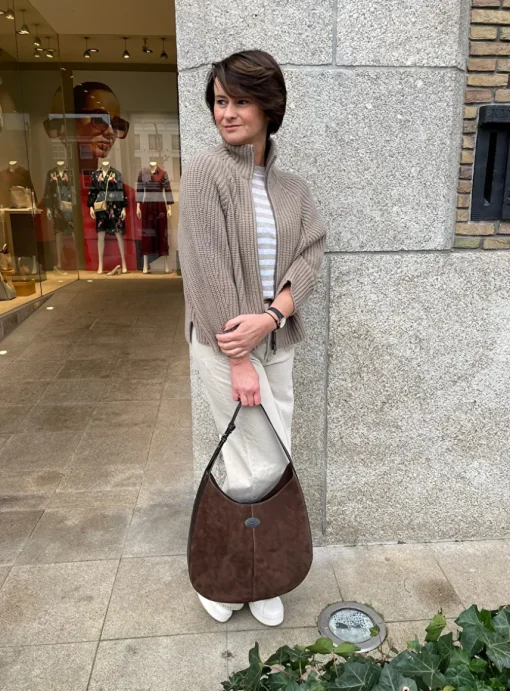 Di bag hobo suede donkerbruin | DELSCHER. Fashion