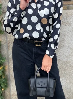Di bag reverse flap mini leder zwart | DELSCHER. Fashion