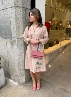 Jurk Cada nude met bloem | DELSCHER. Fashion