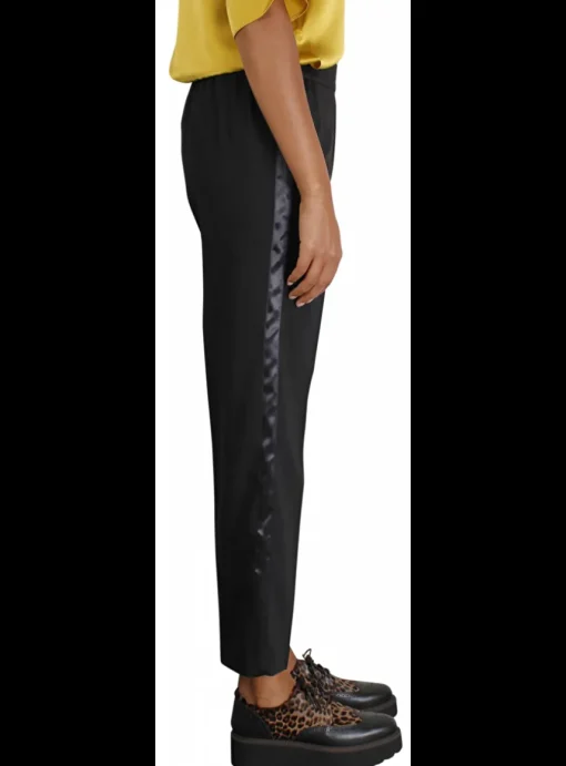 Pantalon coolwool zwart met elastische taille | DELSCHER. Fashion
