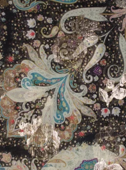 Shawl zijde zwart offwhite met goudaccent | DELSCHER. Fashion