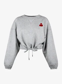 Sweater margo grijs cropped met rood logo klein | DELSCHER. Fashion